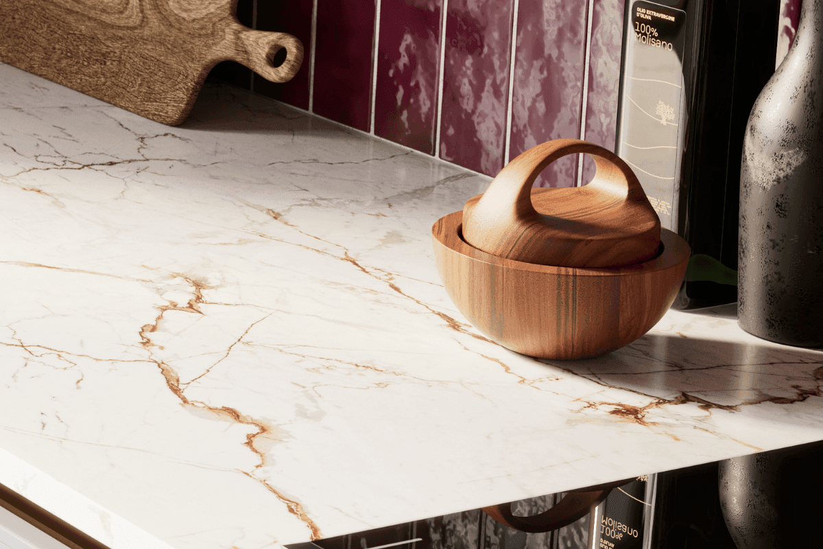 Kitchen with white worktop and copper vein detailing
