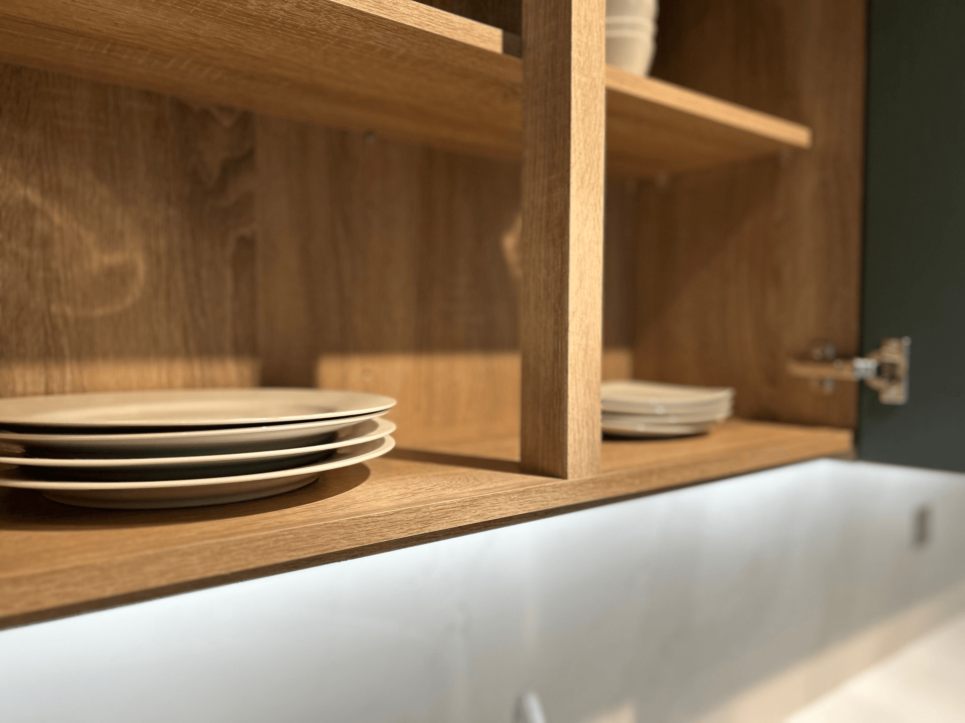 Kitchen with Grey Bardolino Oak cabinet colour